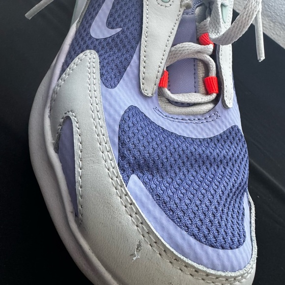 Nike Air Max 200 - Women’s US 7.5 or Girls/Boys 5.5 / - Pre-Owned - Picture 5 of 8